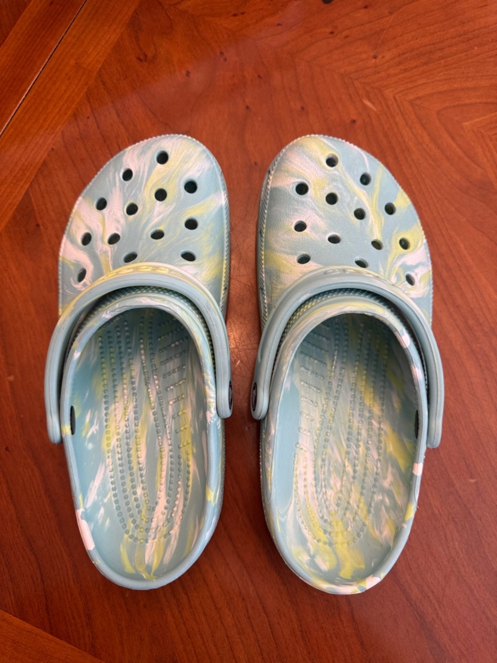 CROCS Tie-Dye Light Blue, Green and White Classic Clogs - Picture 2 of 4